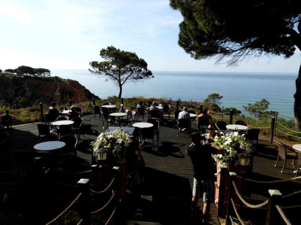 Blick auf das Wasser PortoBay Falésia
