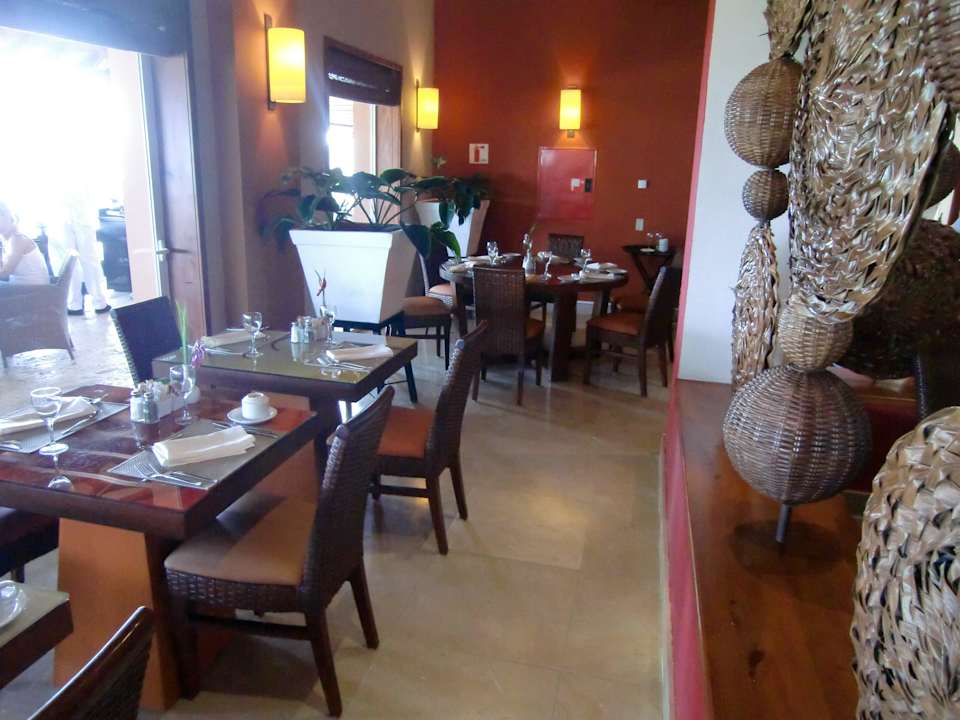 Hauptrestaurant Secrets Royal Beach Punta Cana - Adults only