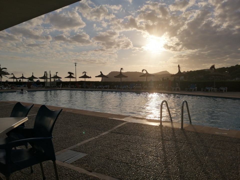 Pool Hotel Vibra Beverly Playa