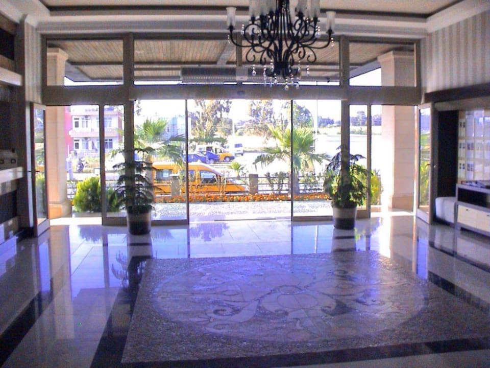 Ausgang vom Hotel Can Garden Resort