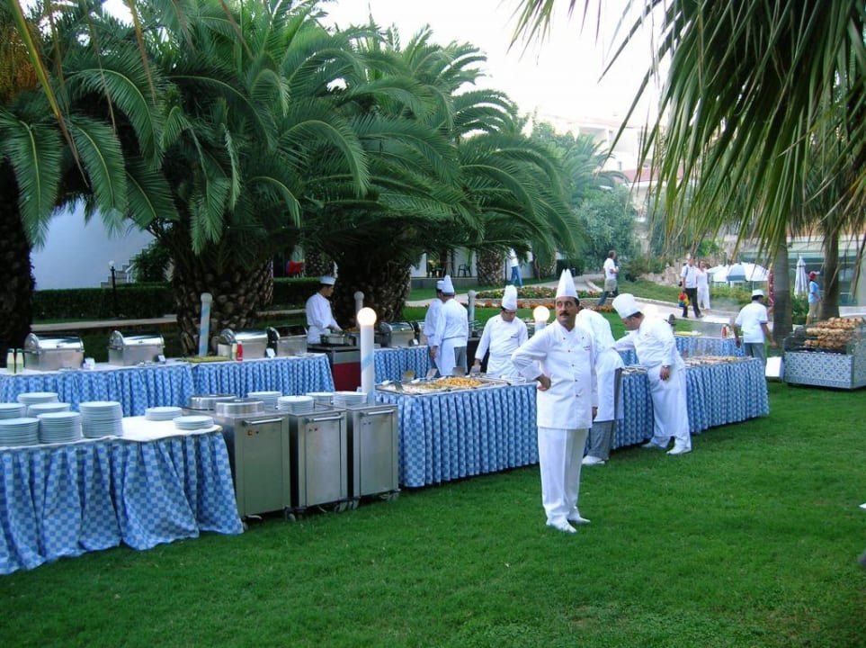 Gartenparty Arum Barut Collection