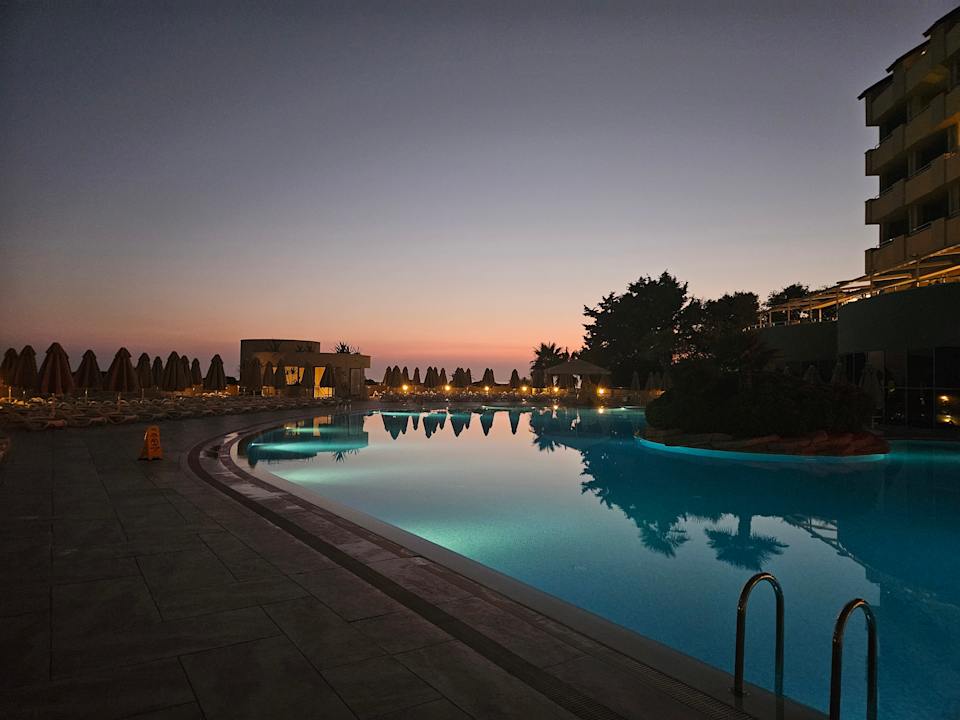 Pool Melas Resort Hotel