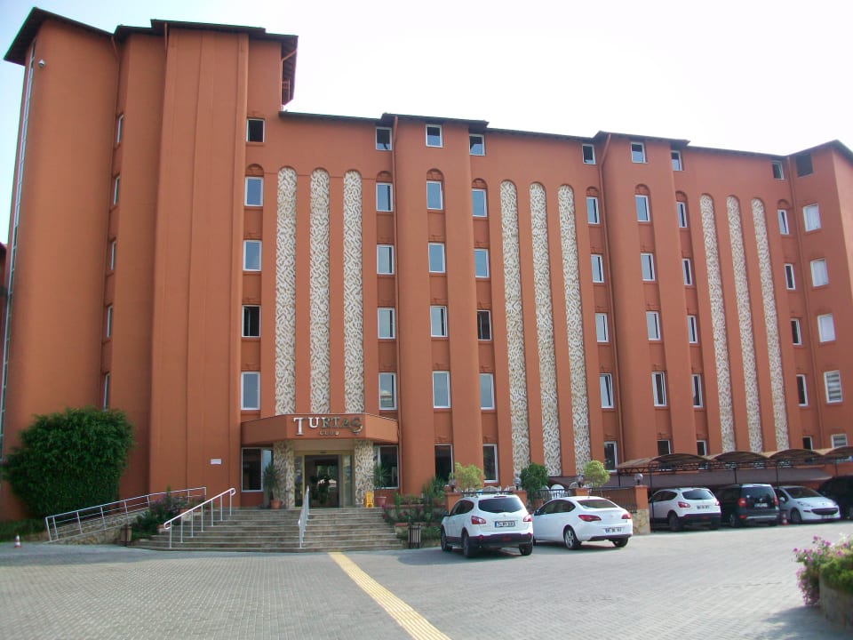 Außenansicht Club Turtas Beach Hotel