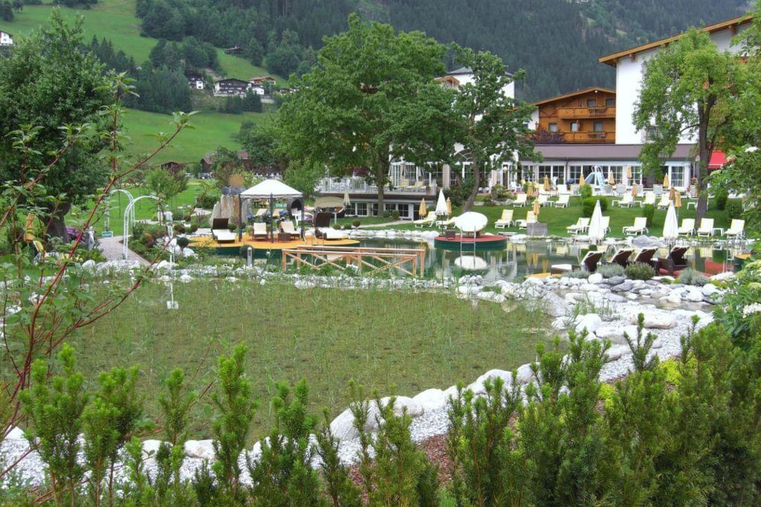 Neue Aussenanlage Landgut Zapfenhof