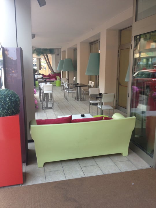 Chillig Eden Hotel