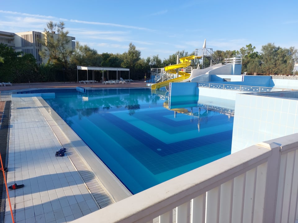 Pool Isamar Holiday Village