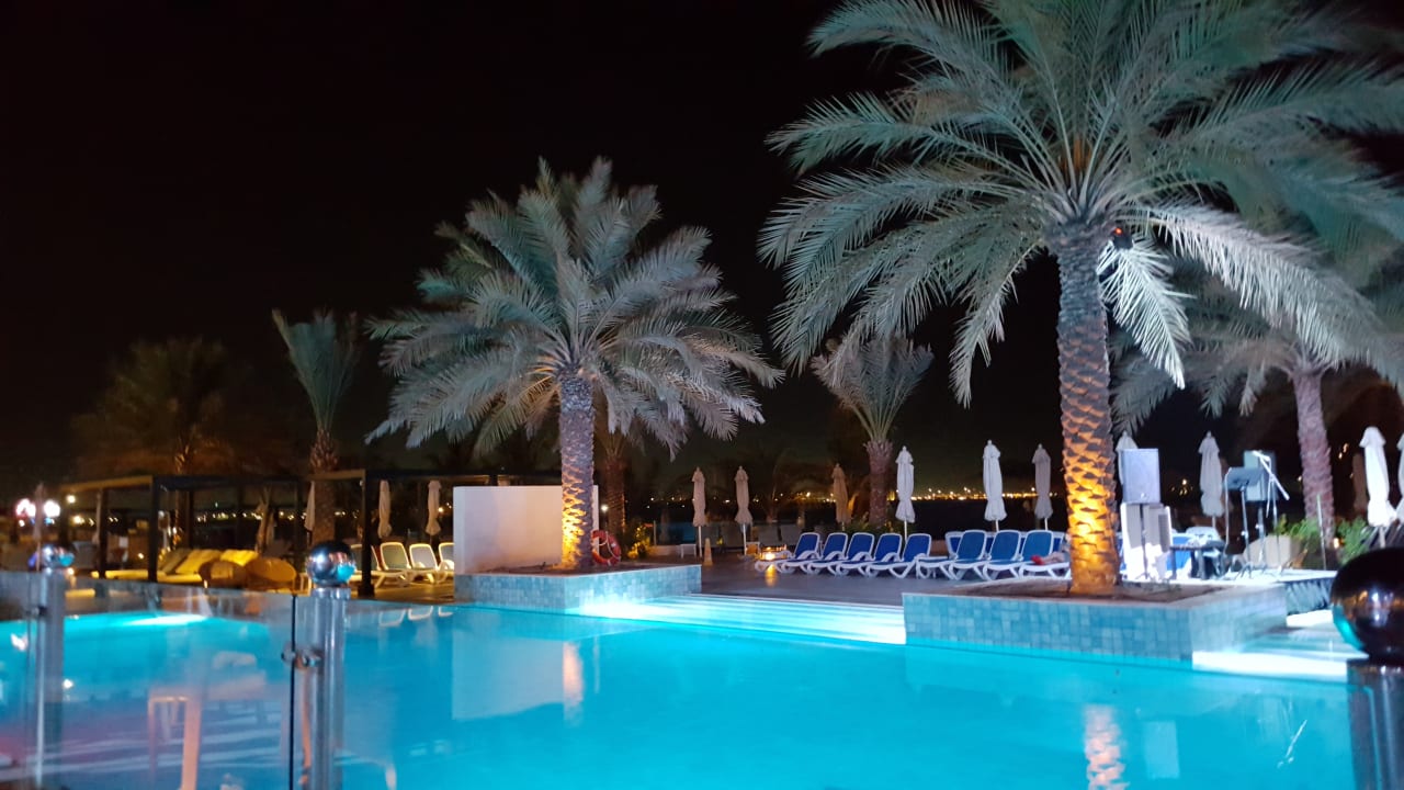 Pool DoubleTree by Hilton Resort & Spa Marjan Island