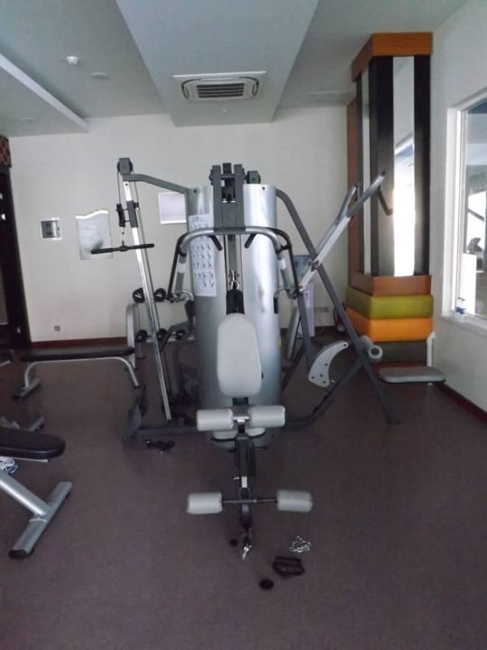 Fitnessraum  LRS Port River Hotel & Spa