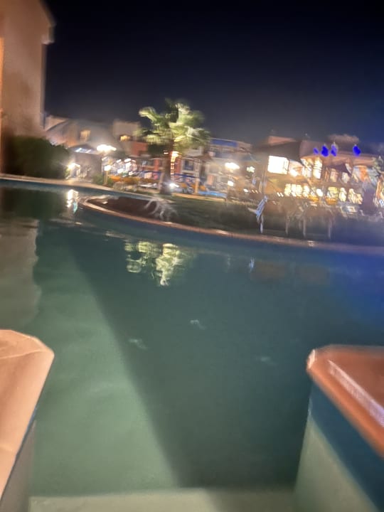 Pool Hotel Titanic Palace