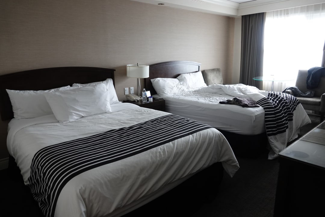 Zimmer Hotel Sandman Signature Toronto Airport