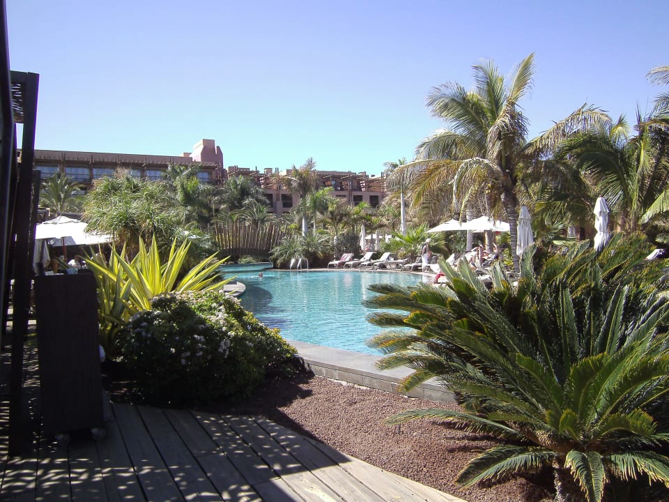 Blick auf den Rio Lento Lopesan Baobab Resort