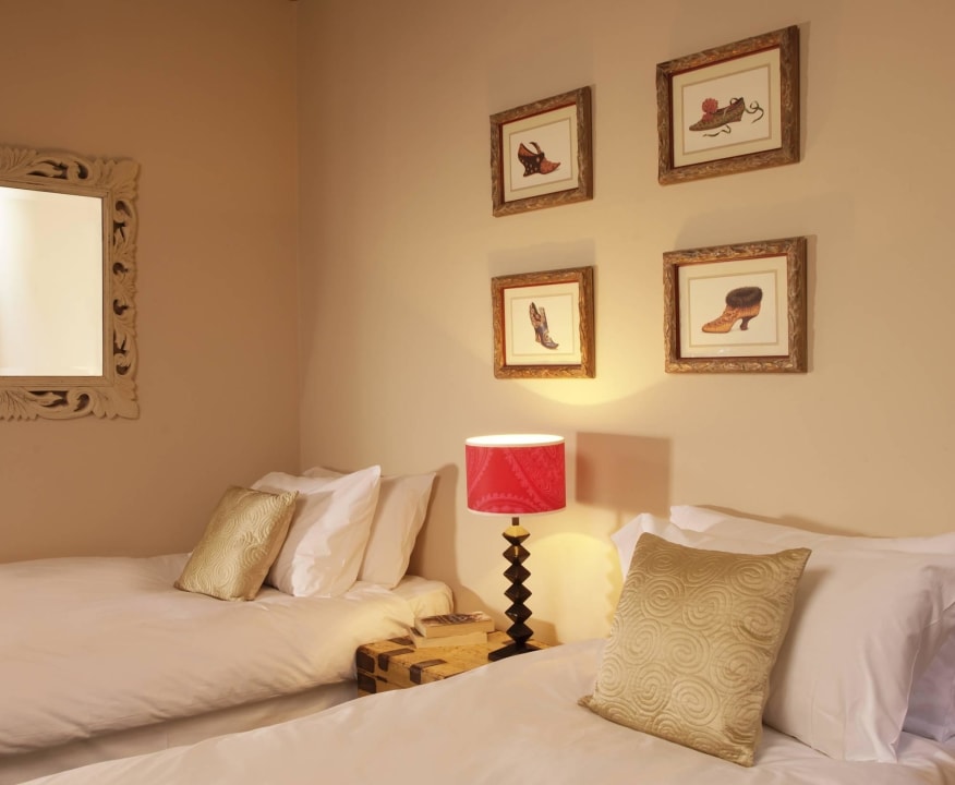 Twin Room Brooks Guesthouse