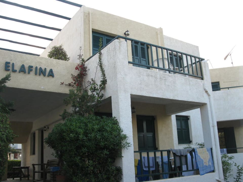 Außenansicht eines der Hotelgebäude Eurohotel Katrin Hotel & Bungalows