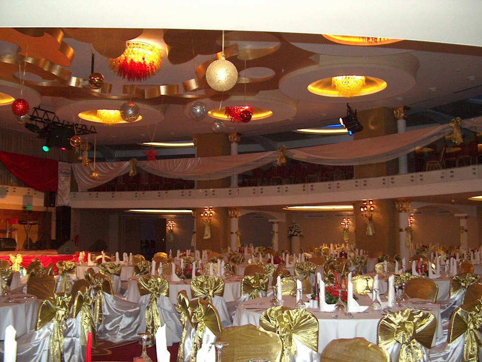 Konferenzraum Weihnachtsabend Granada Luxury Okurcalar