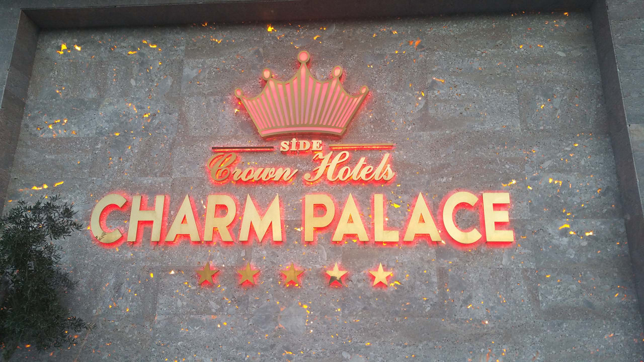 Außenansicht Well Palace Side