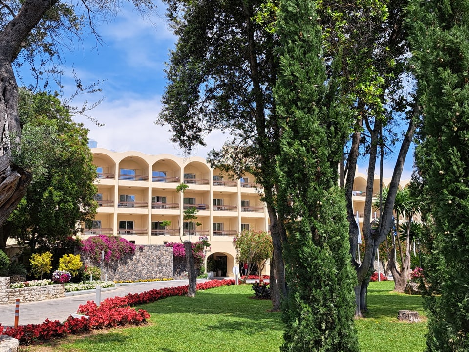 Außenansicht Grecotel LUXME Daphnila Bay