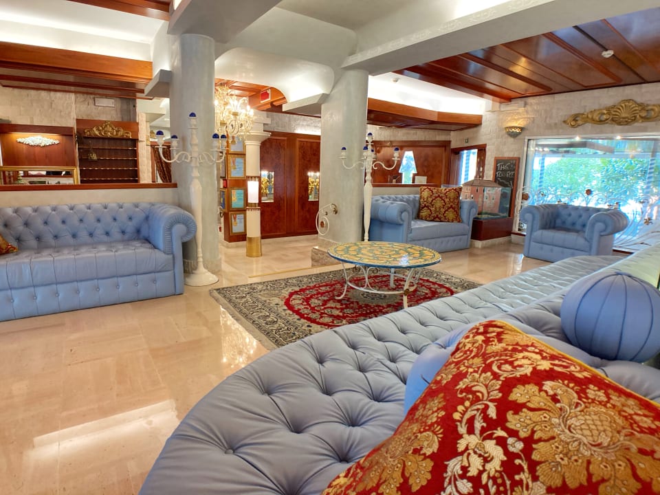 Lobby Milton Boutique Hotel