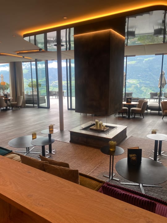 Lobby Santre dolomythic home