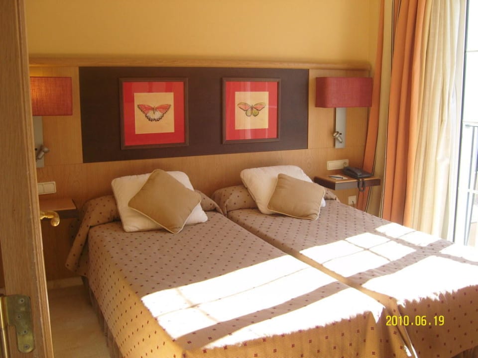 Schlafraum Grupotel Playa de Palma Suites & Spa