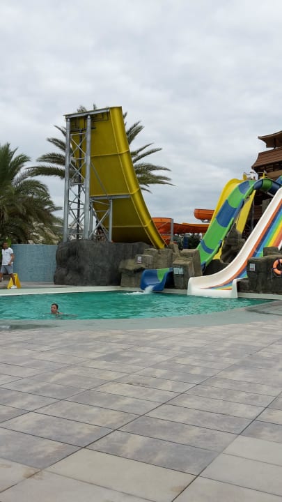 Toller Aquapark Royal Taj Mahal Hotel