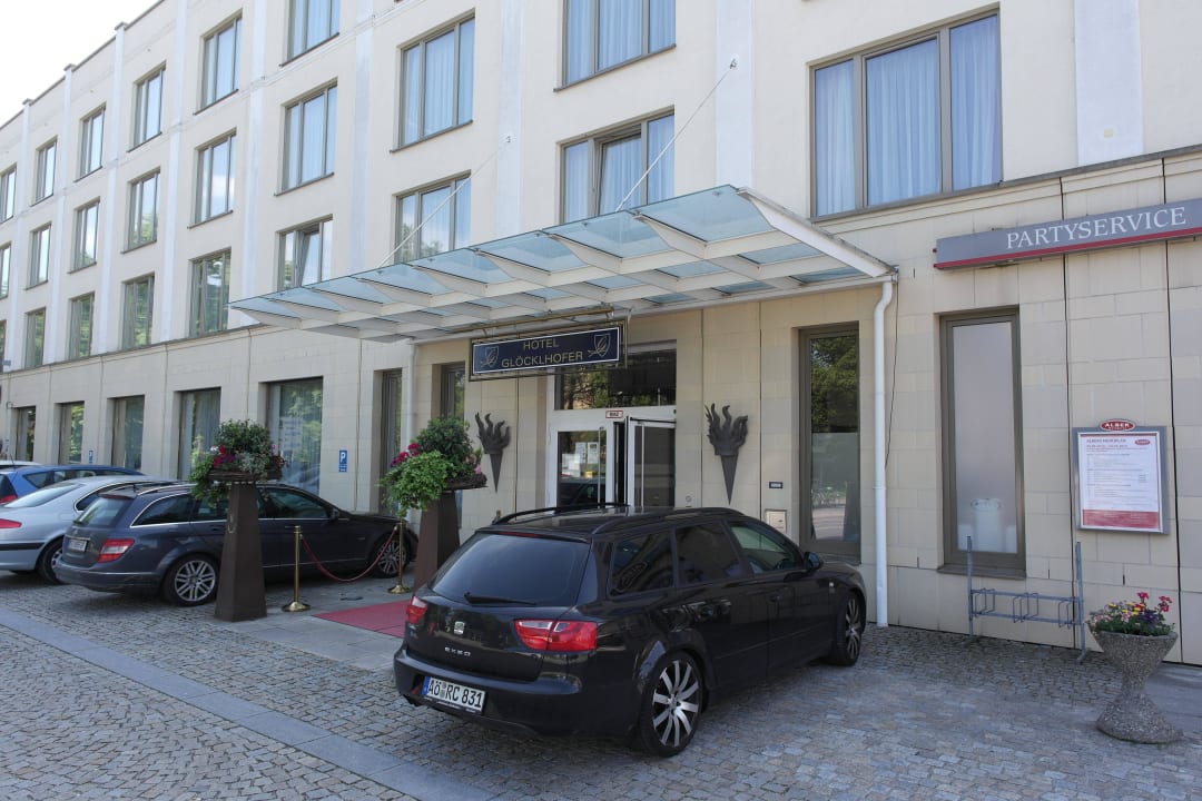 Hoteleingang Hotel Glöcklhofer
