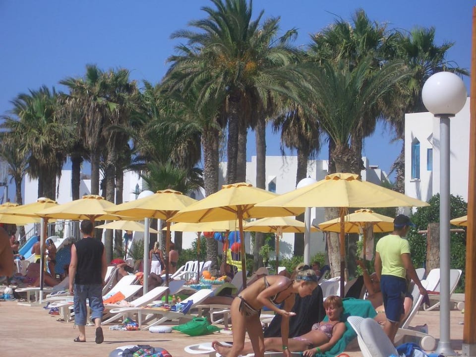 Poolbereich Ruspina Beach Resort