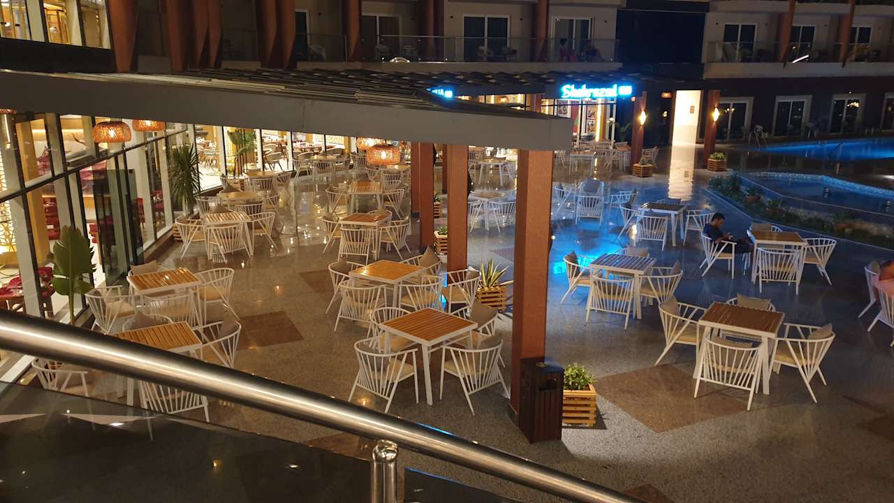 Gastro Rewaya Majestic Resort