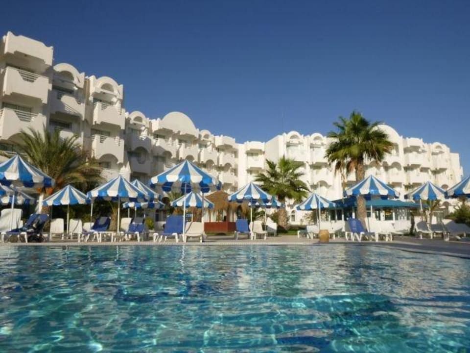 Czysta woda Hotel Bravo Djerba