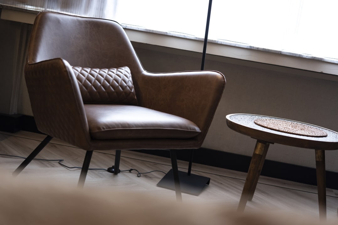 Zimmer Leonardo Hotel Antwerp The Plaza