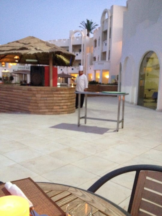 Es wurde gegrillt Coral Sun Beach