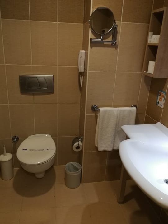 Zimmer Side Breeze Hotel