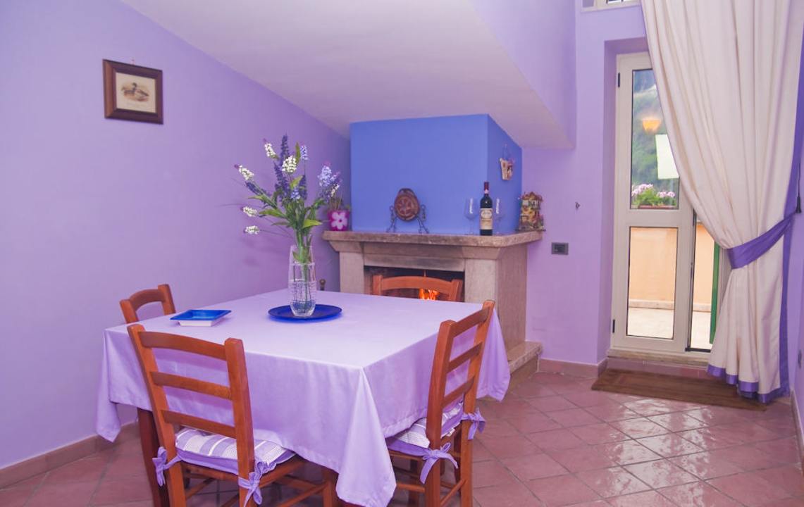 Tetto Lilla Bed & Breakfast Tetto Fiorito
