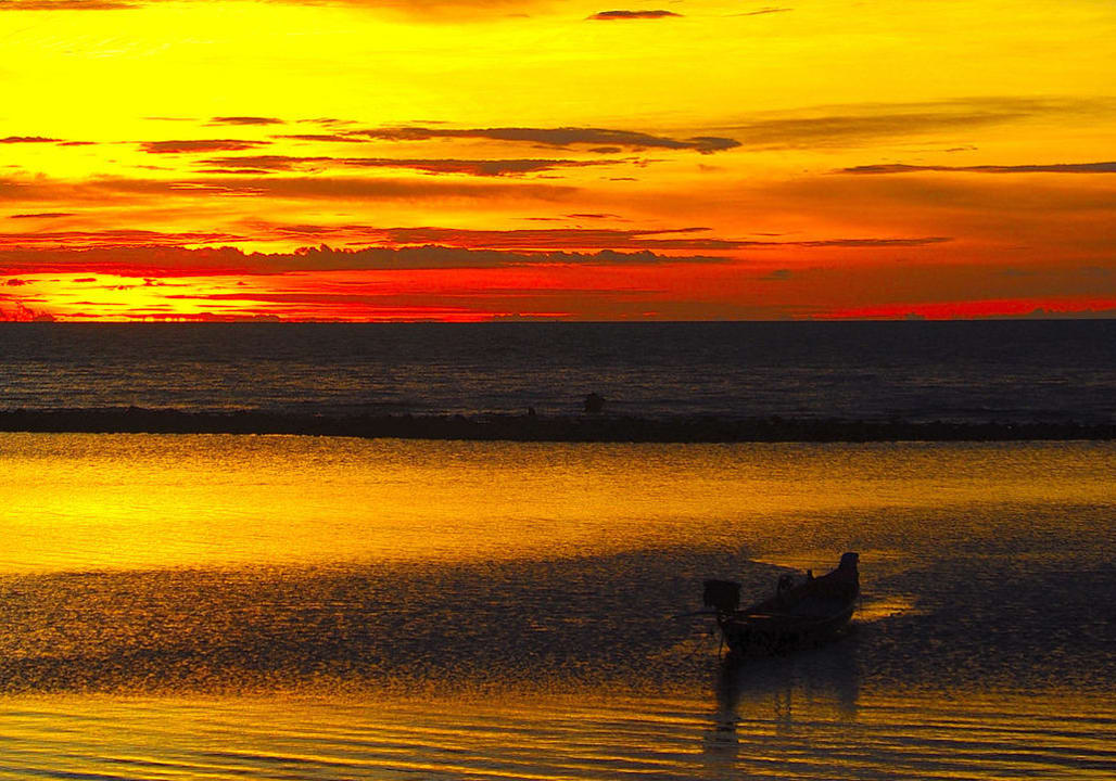 Zachód słońca Hotel Salad Hut