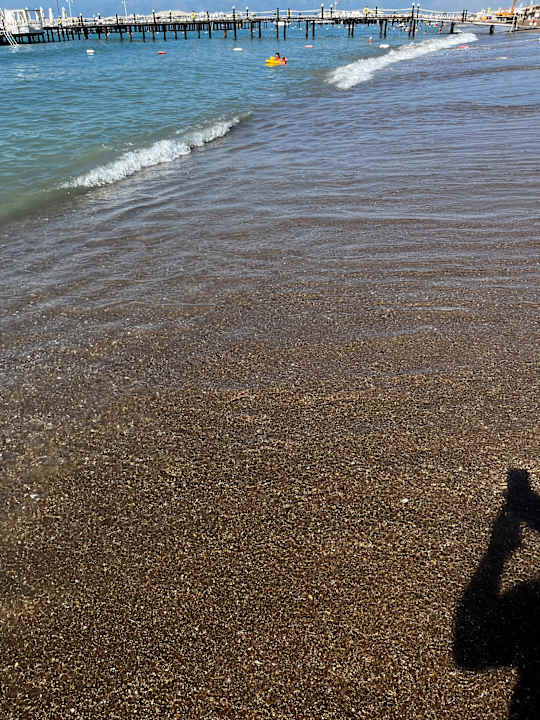 Strand Saturn Palace Resort Hotel