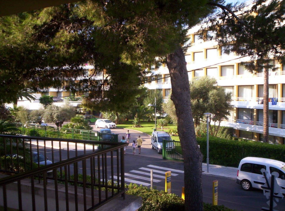 Ausblick vom Apartment-Balkon Hotel Exagon Park