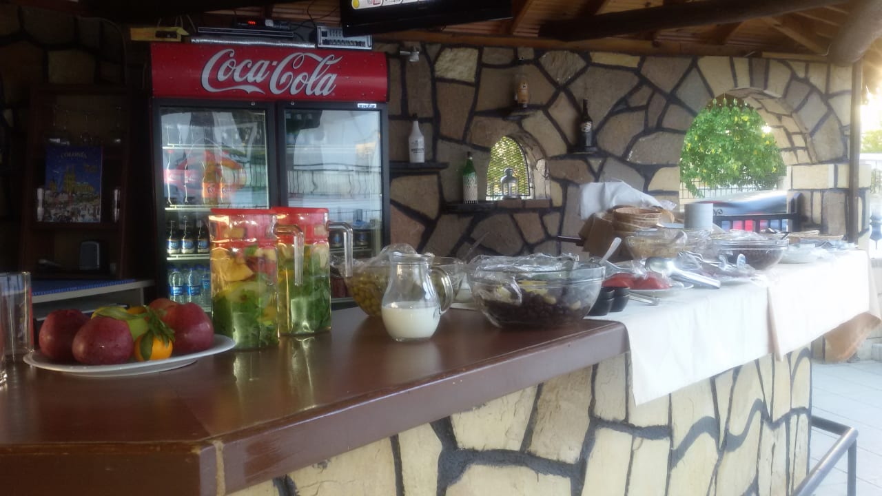 Restaurant Aparthotel Adora