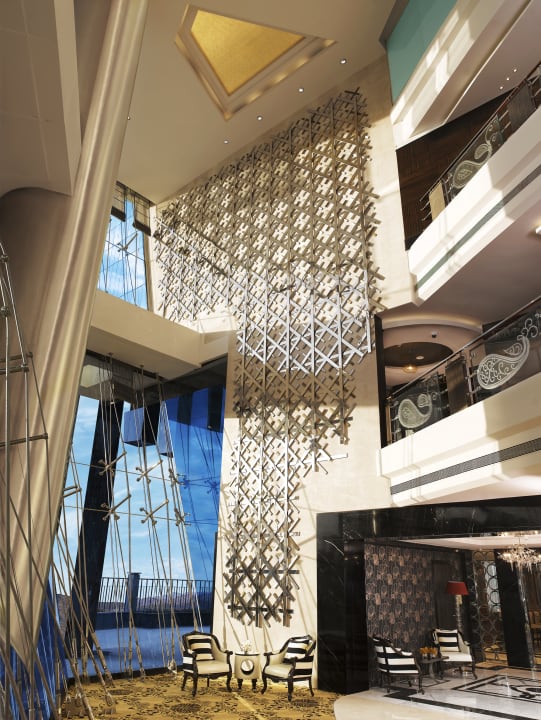 Lobby Sofitel Mumbai BKC