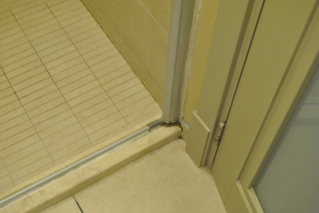 Zimmer Well Palace Side