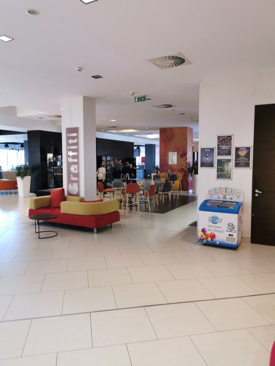 Lobby Park Inn by Radisson Sárvár  Resort & Spa