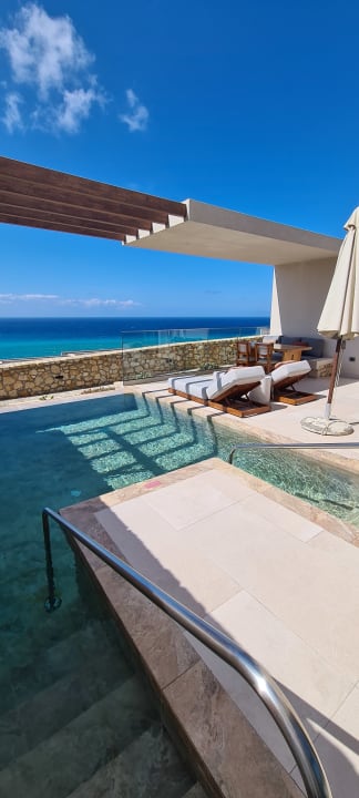 Zimmer The Royal Senses Resort, Curio Collection by Hilton