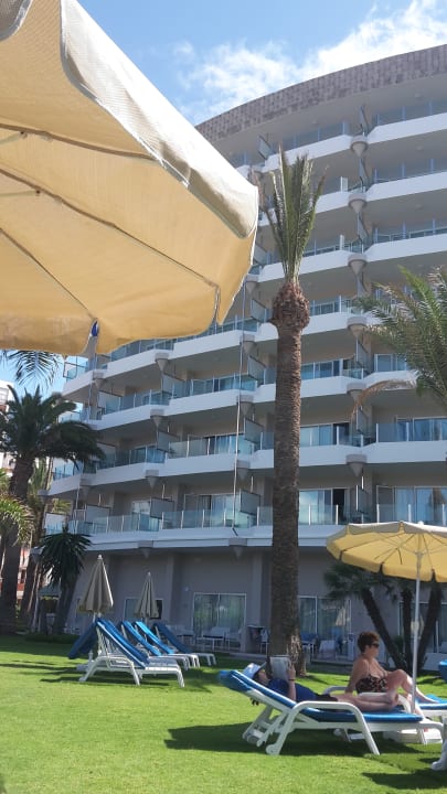 Außenansicht Bull Escorial & Spa