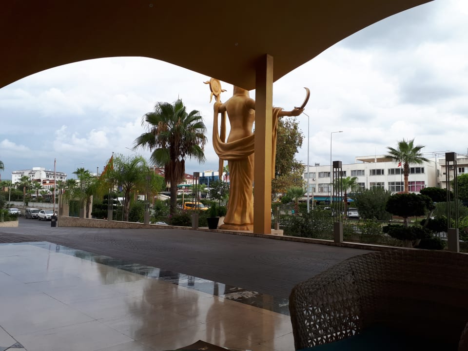 Sonstiges Azura Deluxe Resort & Spa Hotel