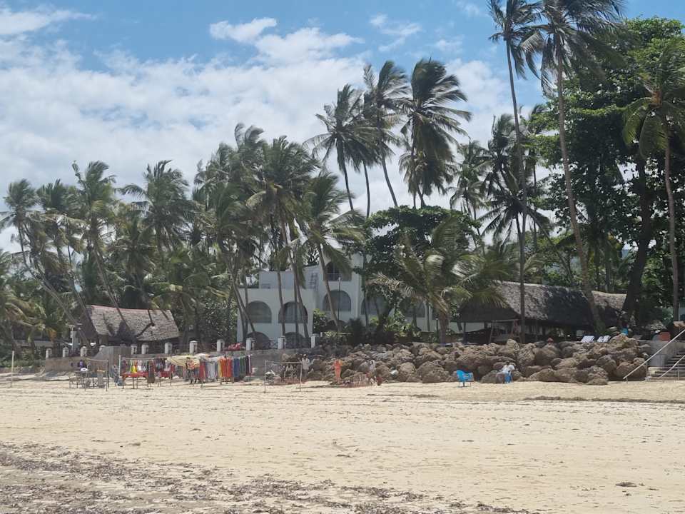 Strand Hotel Kenya Bay Beach