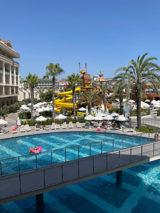 Pool Kirman Belazur Resort & Spa