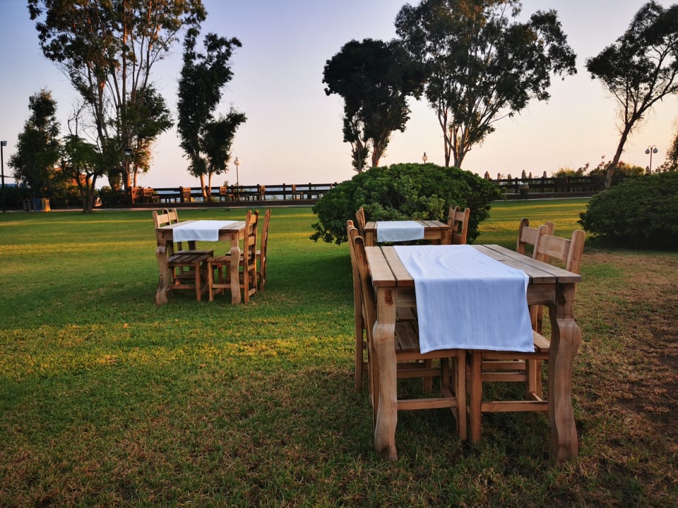 Gastro Starlight Resort Hotel