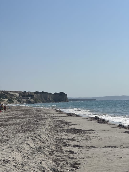 Strand Hotel Kouros Palace