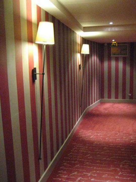 Flur 1. Stock Hotel Sofitel Strasbourg Grande Ile