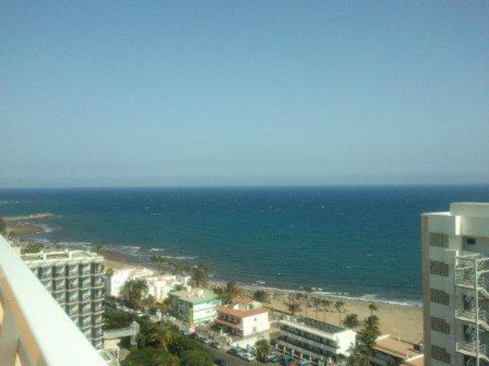 Ausblick links vom Zimmer allsun Hotel Lucana