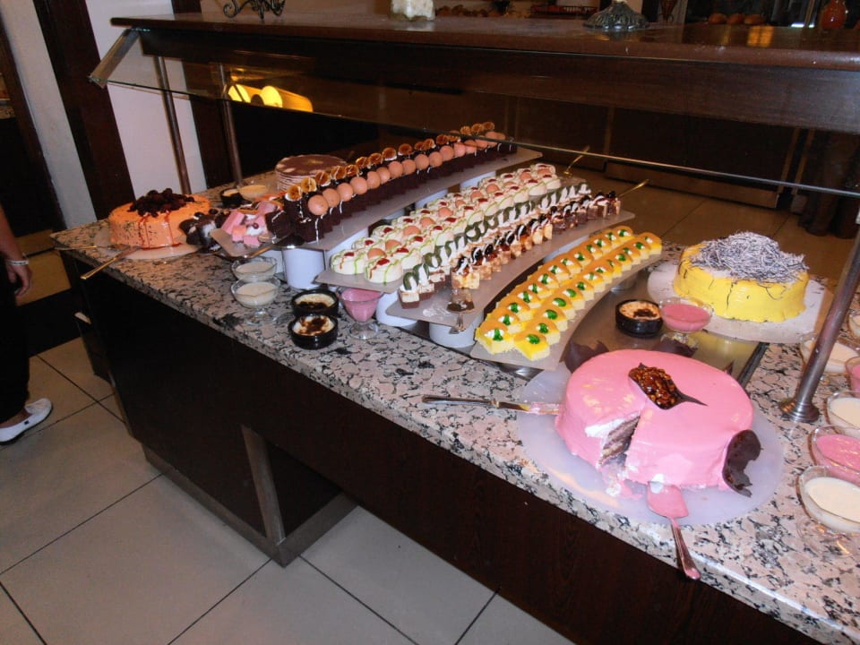 Nachspeisenbuffet Crystal Aura