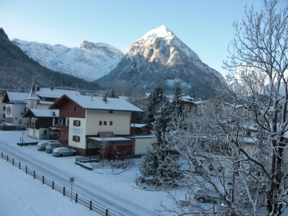 Ausblick vom Zimmerbalkon Verwöhnhotel Kristall